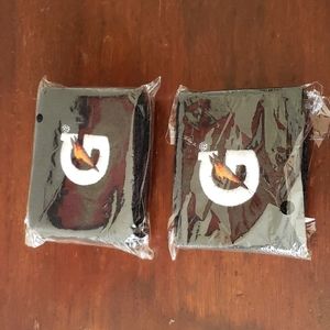 NWT Gatorade Wristbands Two Pairs Sweatbands Vintage